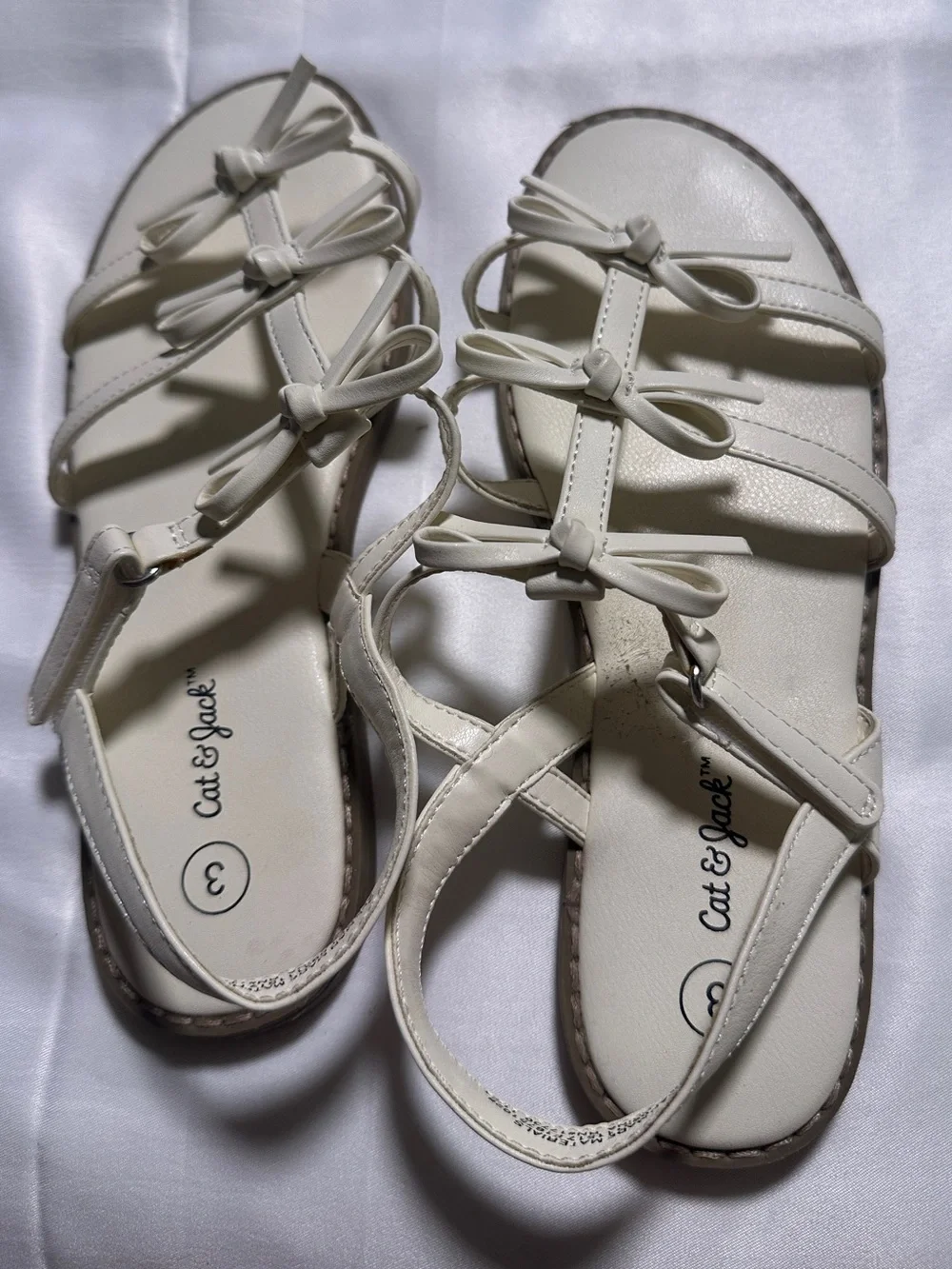 Cat & Jack Girls Size 3 Ivory Bow Sandals Strappy Dress Shoes
